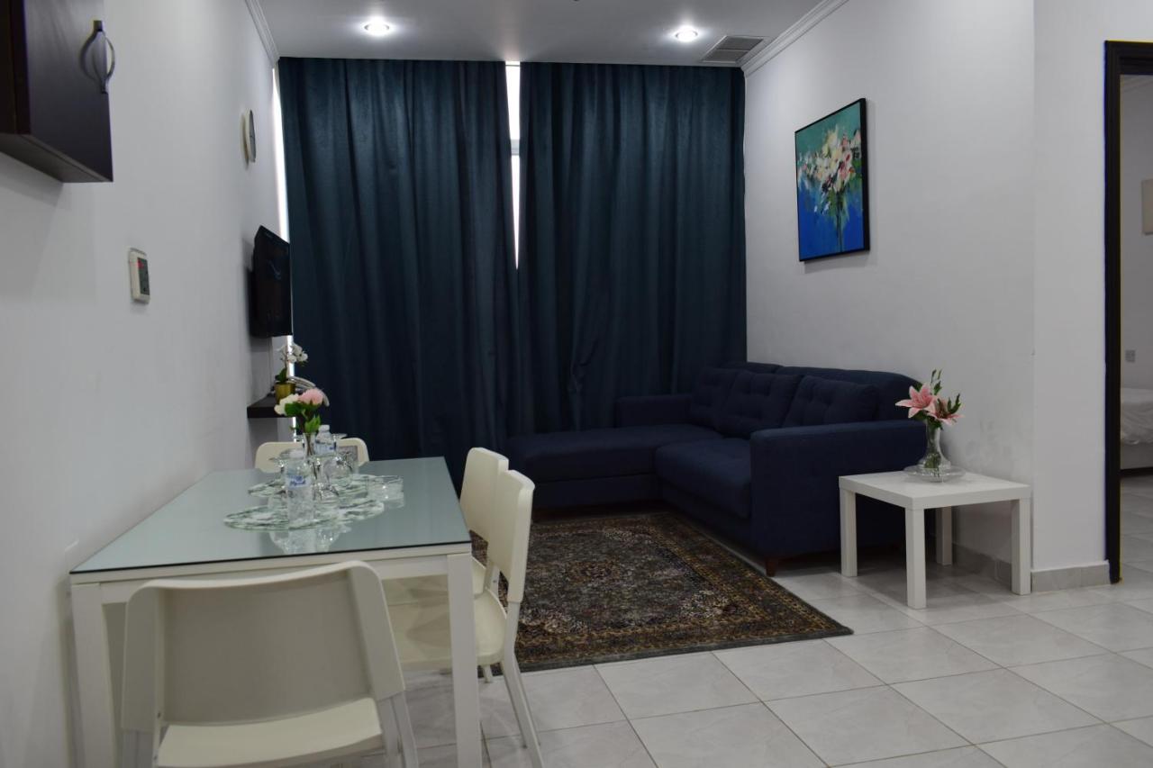 Atlantis International Hotel Apartments Кувейт Екстериор снимка